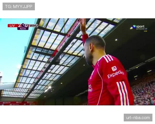 半场战报：利物浦2-0领先曼联，红军两次利用曼联角球进攻未果发起快速反击得手